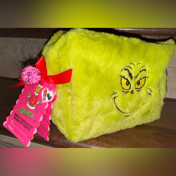 Super Cute Grinchy Wash Bag Set - NEW - Picture 5 of 10